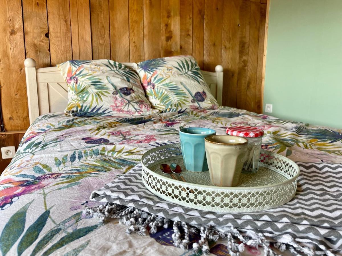 Jolie Cabane Avec Jacuzzi Pour Les Amoureux De La Nature Tullins Eksteriør bilde